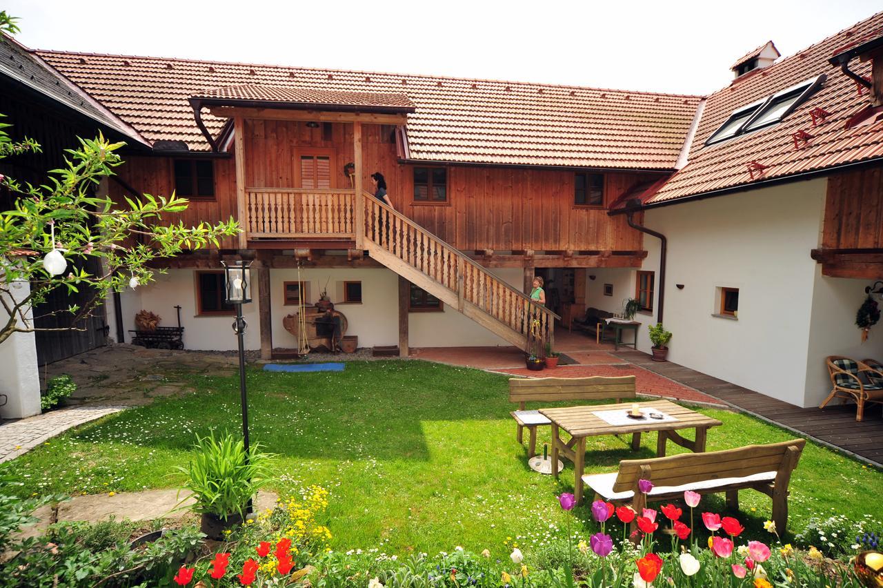 Vitalhof Roithinger Grieskirchen Exterior photo